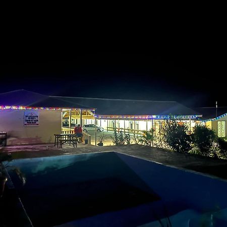 Transit Motel Mulifanua 外观 照片
