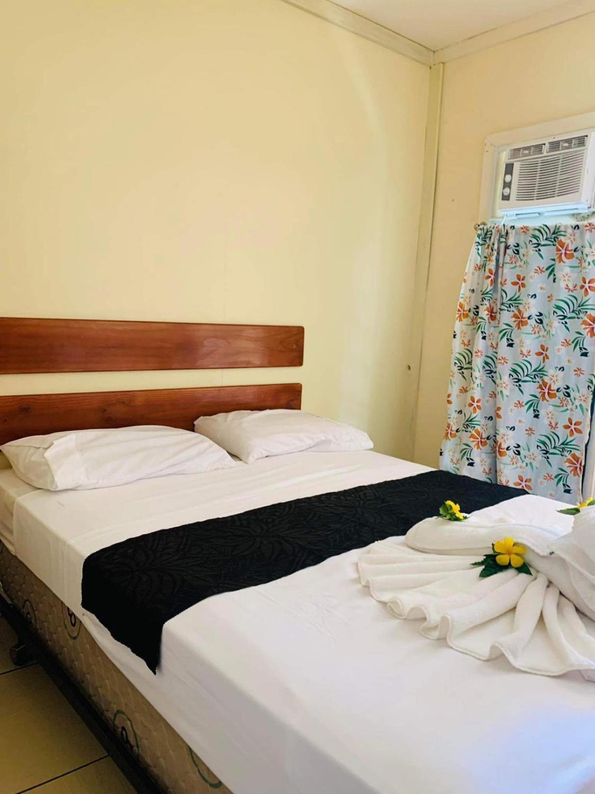 Transit Motel Mulifanua 外观 照片