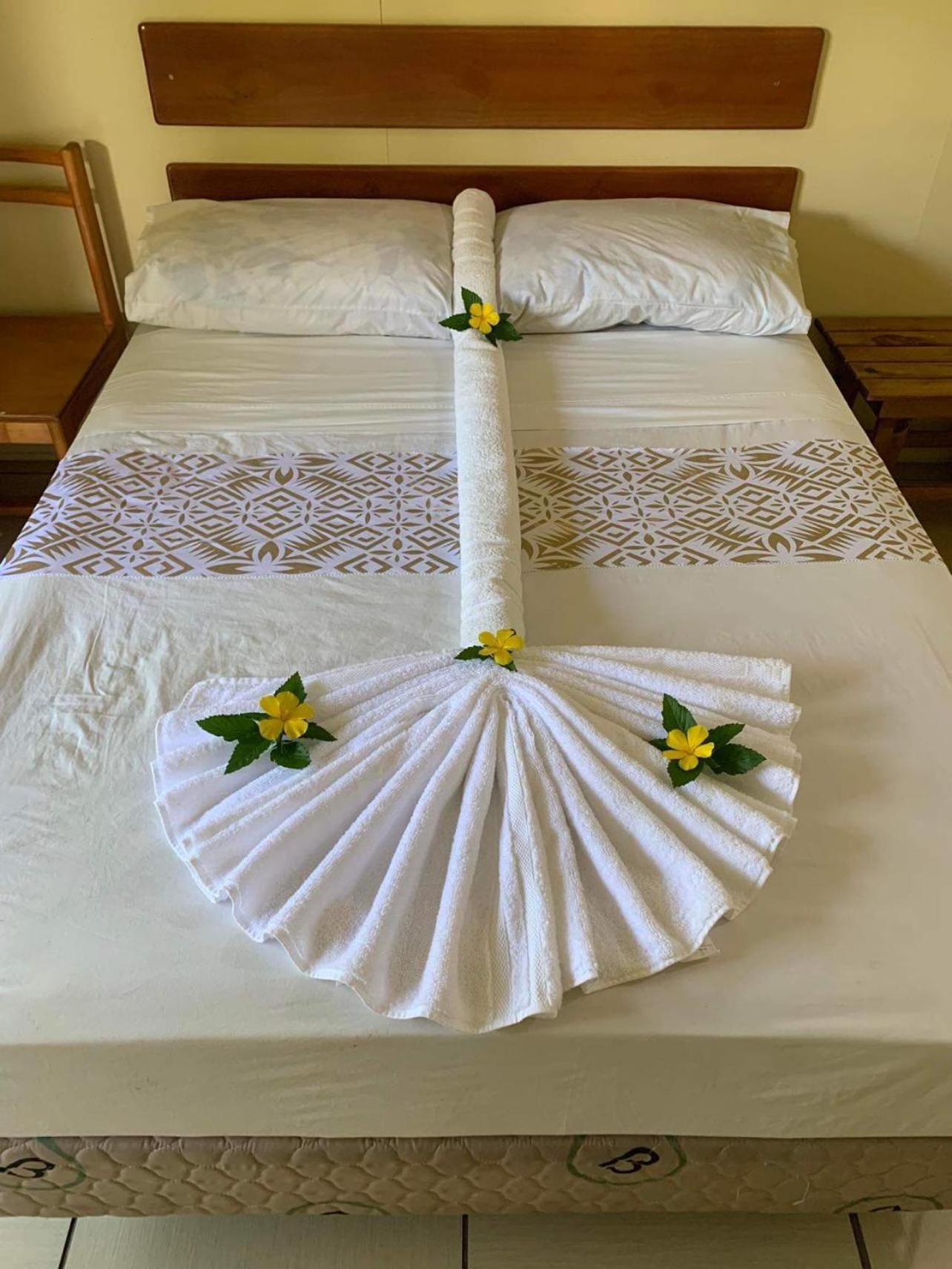 Transit Motel Mulifanua 外观 照片