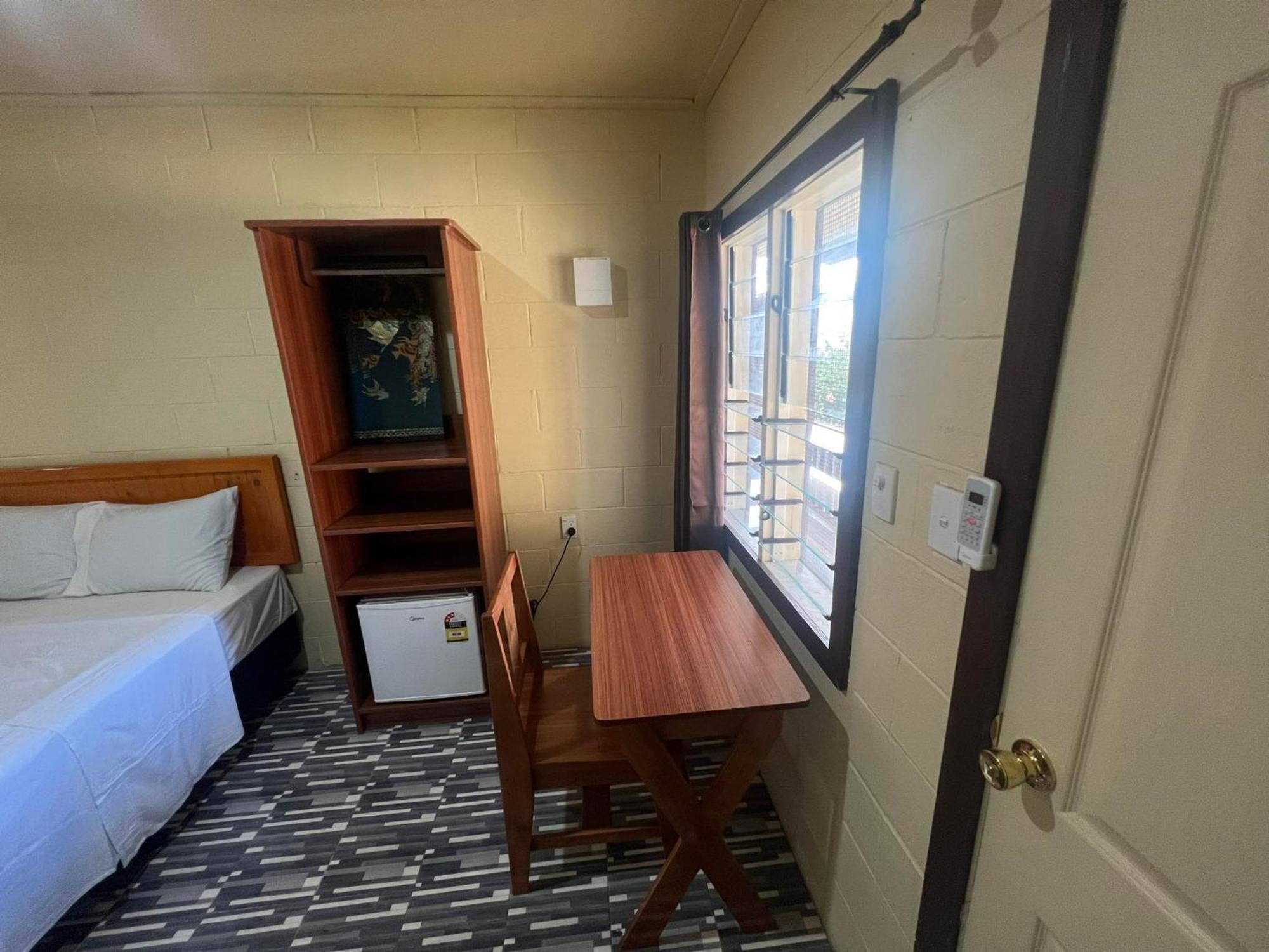 Transit Motel Mulifanua 外观 照片