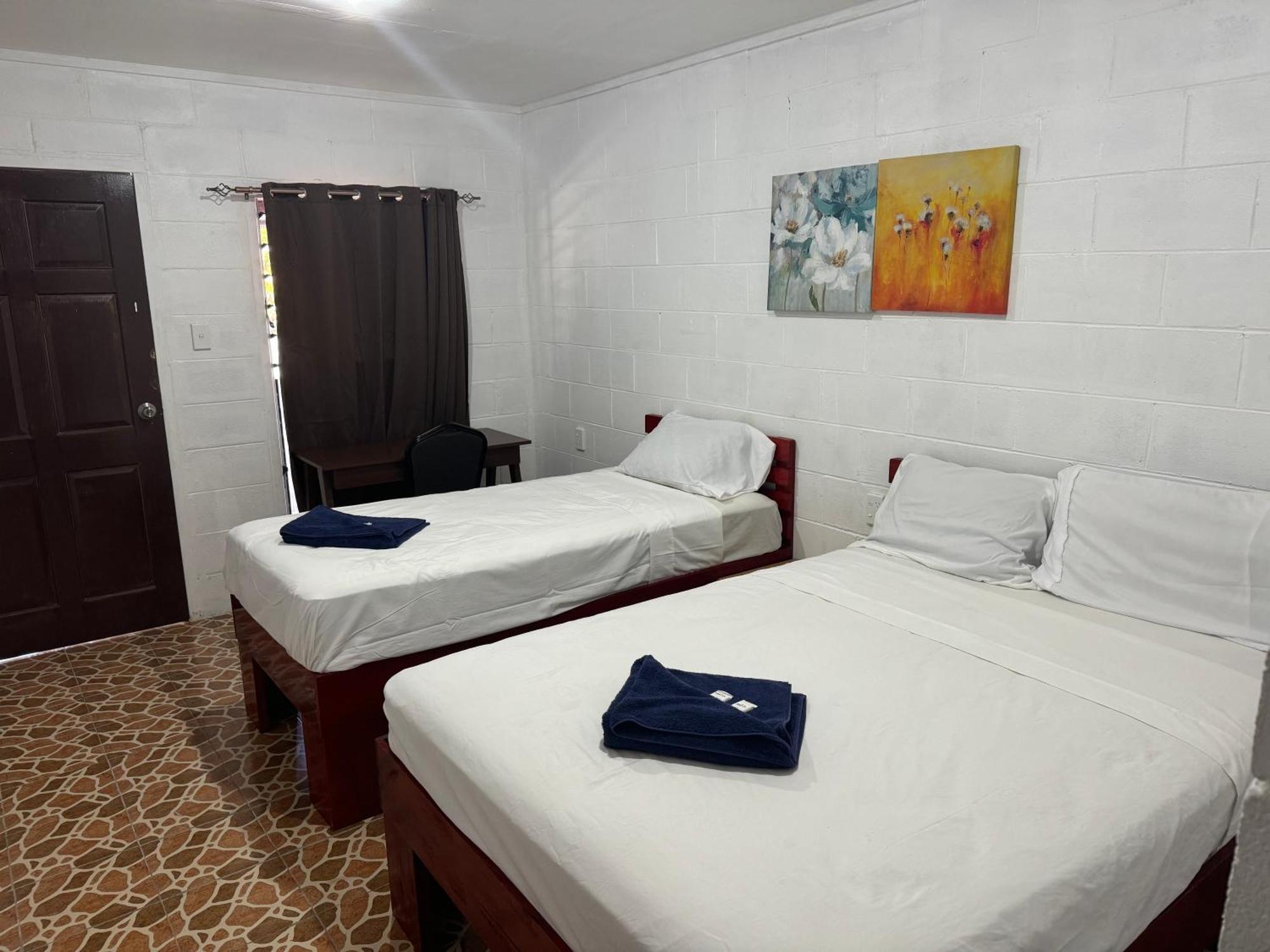 Transit Motel Mulifanua 外观 照片