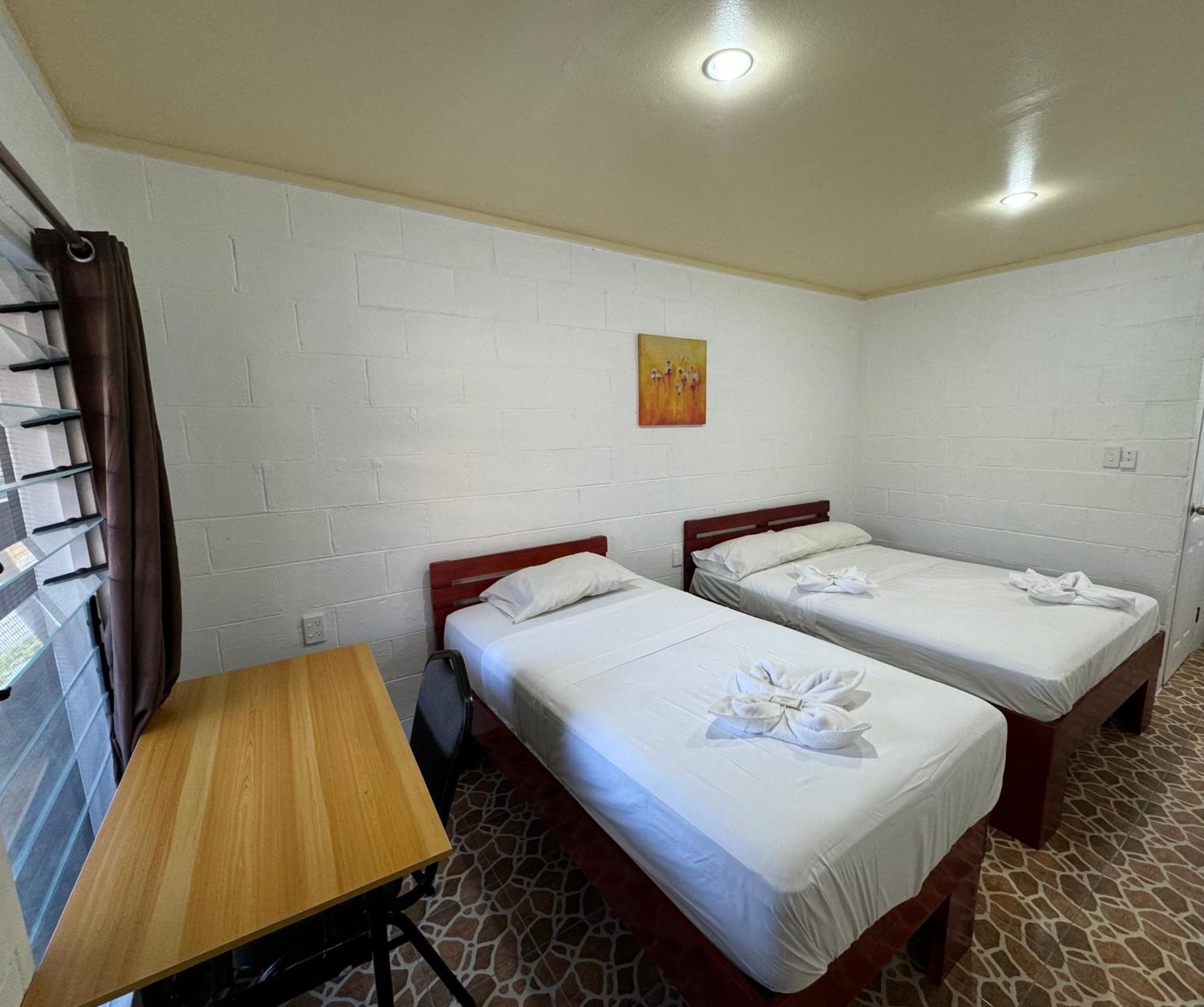 Transit Motel Mulifanua 外观 照片