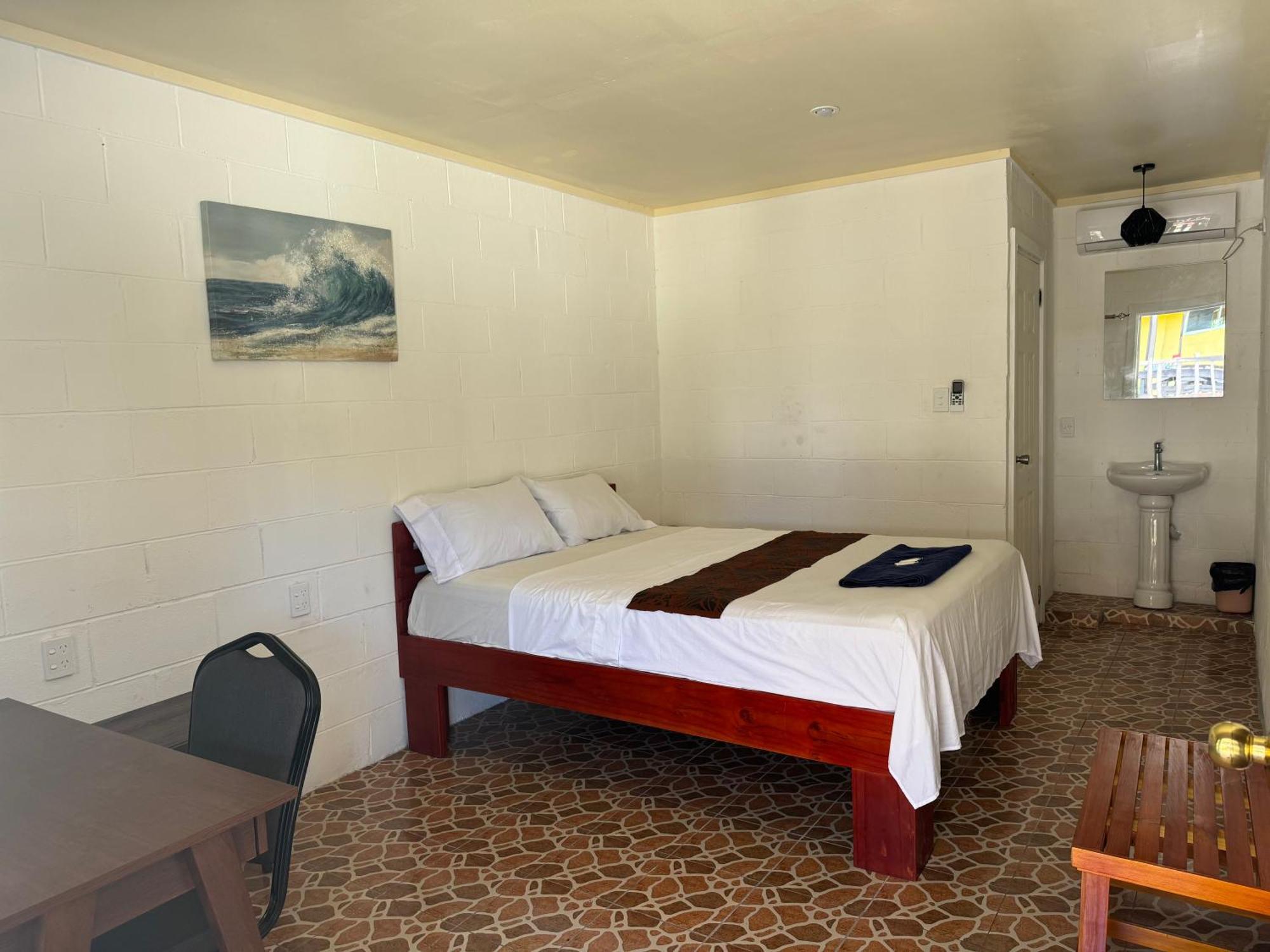 Transit Motel Mulifanua 外观 照片