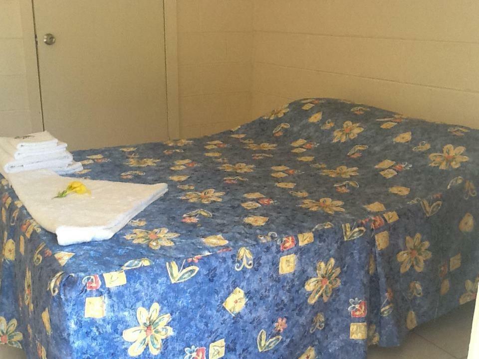 Transit Motel Mulifanua 外观 照片