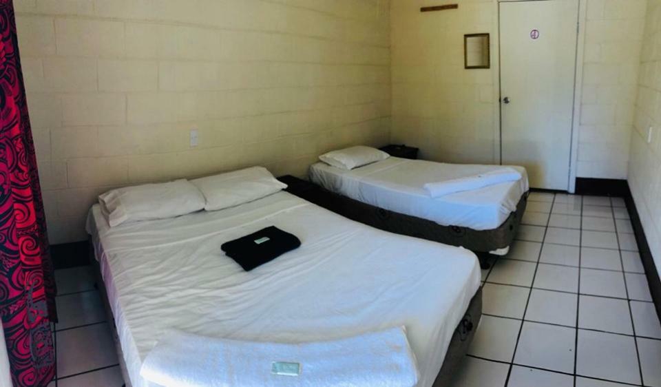 Transit Motel Mulifanua 外观 照片